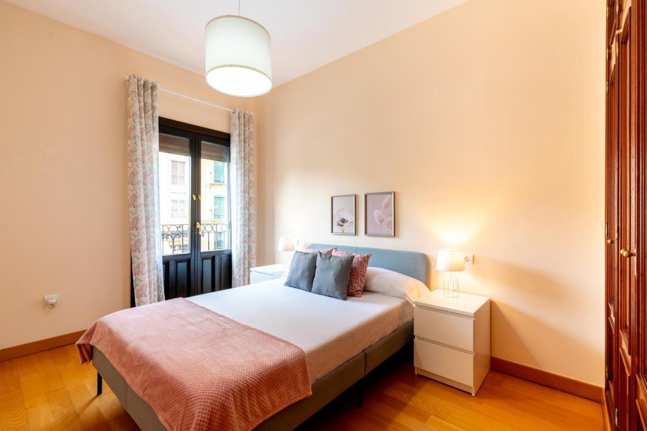 Center Of Seville! Luxury Apartment In Sevillian Manor House! Esterno foto