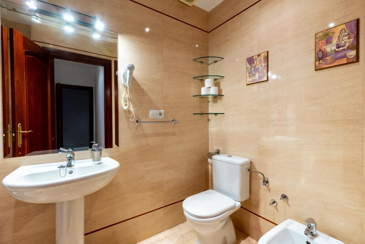 Center Of Seville! Luxury Apartment In Sevillian Manor House! Esterno foto